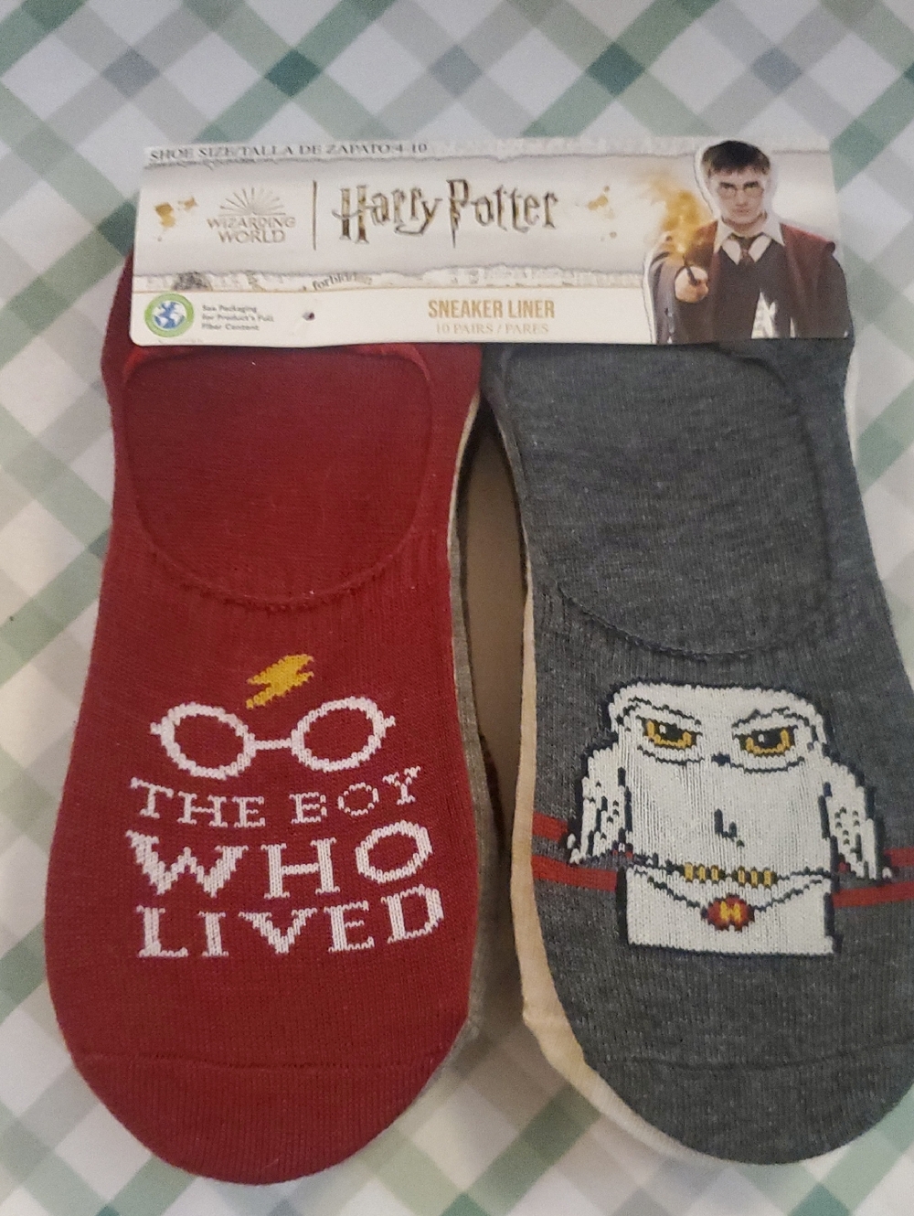 Warner Bros. Harry Potter No-Show Sneaker Liners in Red & Gray